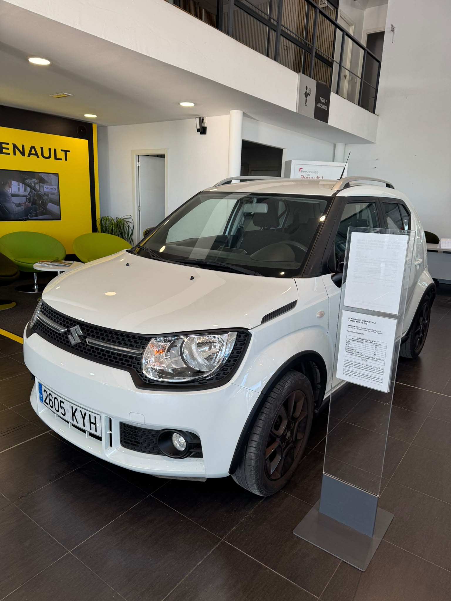 Suzuki Ignis GLE foto 2